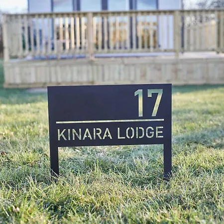 Host & - Kinara Chalé *